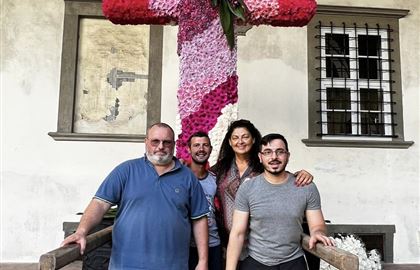 "Santa Scroce" Lucca, Flower Designer Coldiretti-AFFI all'opera per la croce fiorita